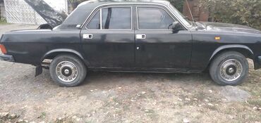 QAZ: QAZ 31029 Volga: 2.4 l | 1993 il Sedan — 4