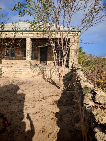 Həyət evləri və villaların satışı: 4 otaqlı, 3 kv. m — 6