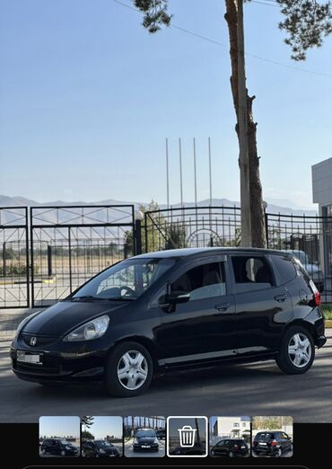 буу шины: Honda Fit: 2004 г., 1.3 л, Вариатор, Бензин, Хетчбек