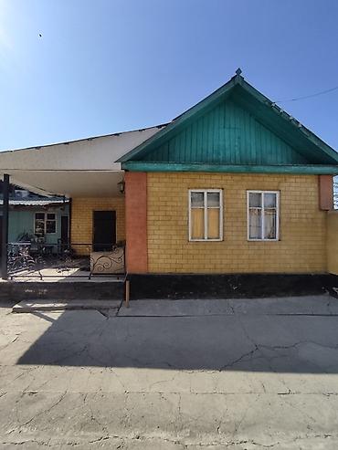особняк под бизнес: 📍 В Сокулуке по первой линии трассы продается дом на участке 16 соток — 2