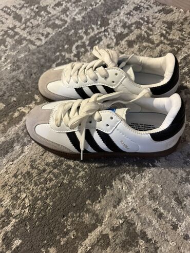 обувь адидас: Adidas Samba OG — классические кроссовки - Модель: Adidas Samba