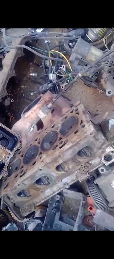 Baqajniklər: Ford mondeo üçün müxtəlif ehtiyat hissələri və metal-plastik detallar — 8
