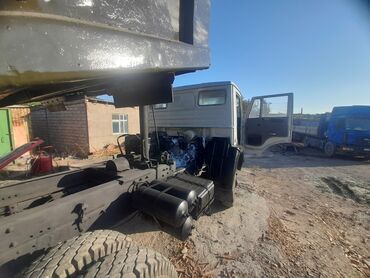 Yük maşınları: KAMAZ samasval - Markası/modeli: KAMAZ (ön hissədə “KAMAZ” loqosu) — 5