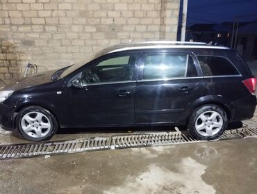 maşin satşi: Opel Astra: 1.9 l | 2007 il 270000 km Universal