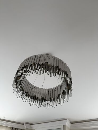 cilcıraq: Çılçıraq, 10 və daha çox lampa, Metal