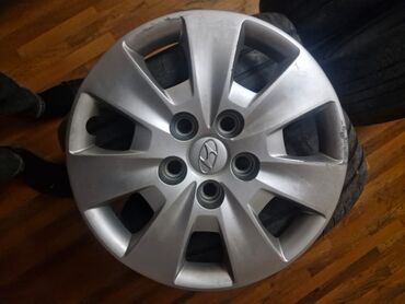 bmw tekeri: İşlənmiş Disk təkər Hyundai 180 / 40 / R 15, 5 Boltlu