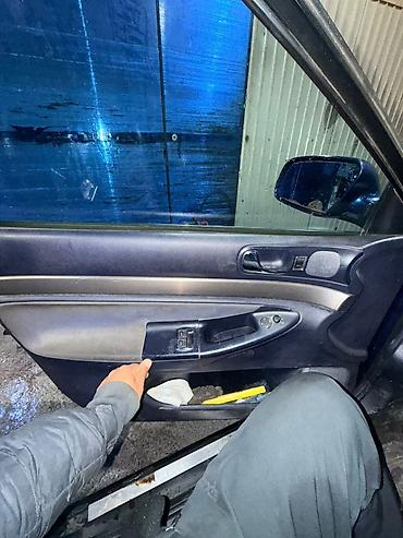 Audi: Audi A4: 2001 г., 2.4 л, Механика, Бензин, Универсал — 10