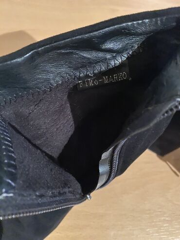 Botinka və botilyonlar: Qadınlar üçün qara botlar - Material: zərif süet toxumalı üst. - — 4