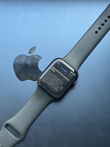 Apple Watch: Apple Watch Series 7 (GPS) - Размер корпуса: 45 мм (скруглённые — 4