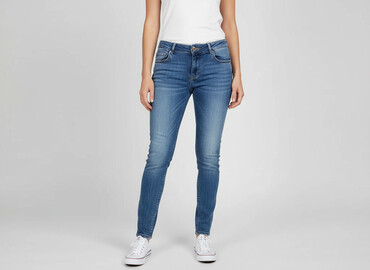 buty slip on na koturnie: Fishbone, Джинси жіночі, розмір S