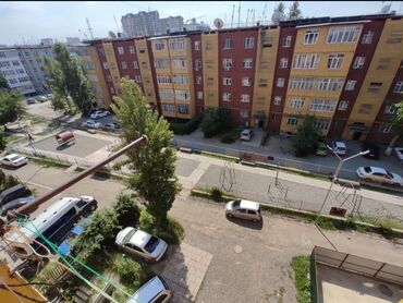 4 комнатная кв: 4 комнаты, 77 м², 105 серия, 4 этаж, Старый ремонт