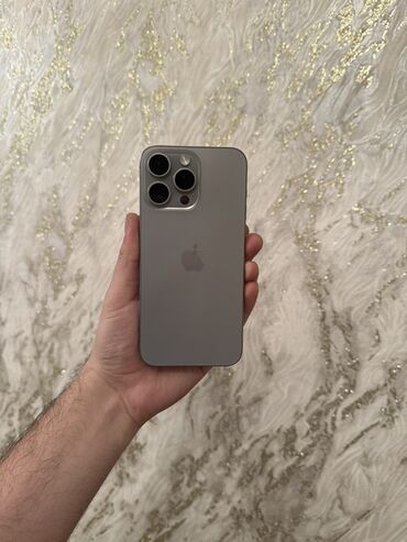 Apple iPhone: IPhone 15 Pro Max, 256 GB, Natural Titanium — 4