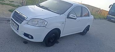 Chevrolet: Chevrolet Aveo: 1.5 l | 2012 il Sedan — 4