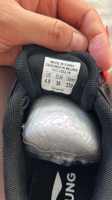 обувь лининг: Продаю новые кроссовки Li-Ning размер 36 (23 см). Удобные — 4