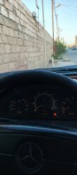 Mercedes-Benz: Mercedes-Benz 230: 2.3 l | 1998 il Sedan — 5