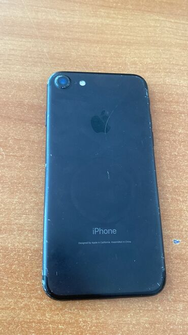 Apple iPhone: IPhone 7, Б/у, 32 ГБ, Черный, 100 %