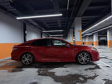 corolla 2016: Toyota Camry: 2019 г., 2.5 л, Вариатор, Гибрид, Седан — 6