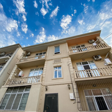 Yeni tikili: Qaraçuxur qəs., 2 otaqlı, Yeni tikili, m. Neftçilər, 53 kv. m -da lalafo.az — 1 Yeni tikili: Qaraçuxur qəs., 2 otaqlı, Yeni tikili, m. Neftçilər, 53 kv. m — 1