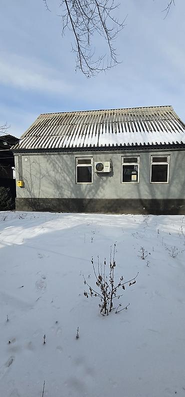 Продажа коттеджей и домов: Продаётся добротный кирпичный дом 85 кв.м на участке 3сотки в районе — 9