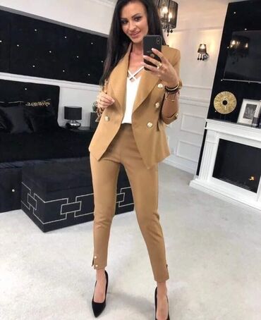 Kostimi: PONOVO DOSTUPNI!
Kompleti
S m l xl — 1