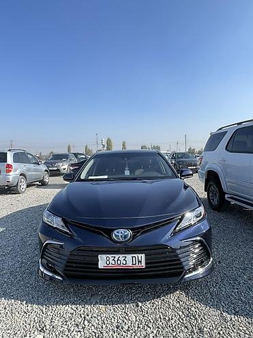 Унаа сатуу: Toyota Camry: 2020 г., 2.5 л, Автомат, Гибрид, Седан — 4