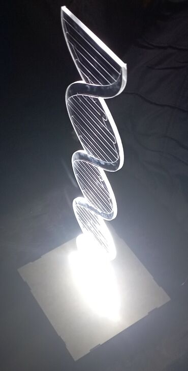 Stol lampaları: 3D lampalar. 7 rəng çalarları və sinxron rejim özü rəngləri dəyişir — 13