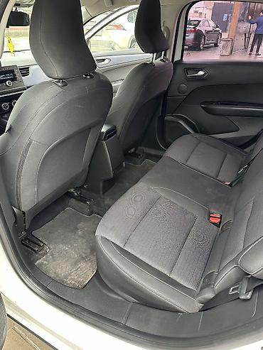 Renault: Renault : 2020 г., 1.6 л, Автомат, Бензин, Кроссовер — 9