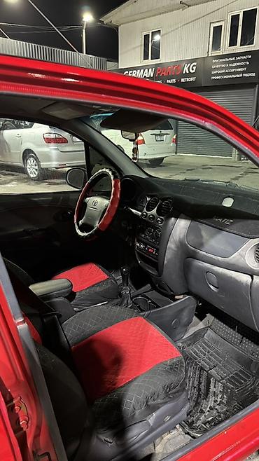 део матиз 1: Daewoo Matiz: 2001 г., 0.8 л, Механика, Бензин, Хэтчбэк — 6