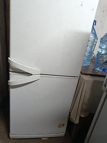 mini refrigerator: 1) Двухкамерные холодильники с нижней и верхней морозильными камерами — 1