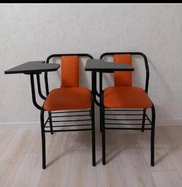 продаю советские стулья: Стулья Офисные, Школьные, С обивкой, Новый