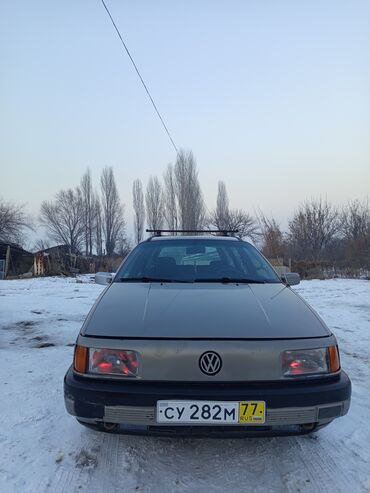 volkswagen 1998: Volkswagen Passat: 1989 г., 1.6 л, Механика, Бензин, Универсал