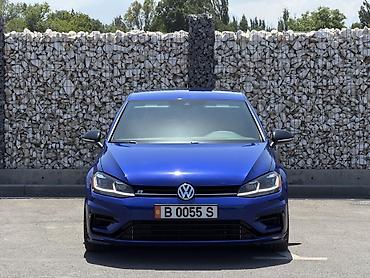 гольы 2: Volkswagen Golf R: 2019 г., 2 л, Робот, Бензин, Хэтчбэк — 3