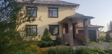 продаю дом в новопокровке нооруз: Үй, 400 кв. м, 6 бөлмө, Менчик ээси