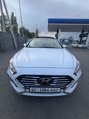 кредит на машину: Hyundai Sonata: 2018 г., Автомат, Гибрид, Седан