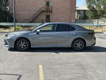 neta ls: Toyota Camry: 2021 г., 2.5 л, Вариатор, Гибрид, Седан — 3