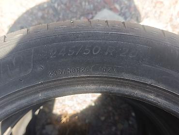 e klass: Комплект из 4 шин б/у Параметры: - Размер: 245/50 R20 - Индекс — 4