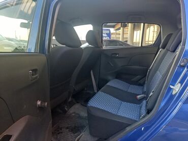 авто в залог: Daihatsu Cuore: 2011 г., 1 л, Механика, Бензин, Хэтчбэк