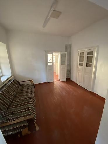 Долгосрочная аренда домов: 75 м², 4 комнаты — 13