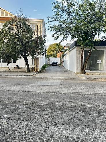 Həyət evləri və villaların satışı: TƏCİLİ:!Mərkəzdə 2 Ev Bir Həyətdə – Geniş Şəraitli və Perspektivli — 10