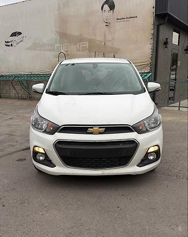 Chevrolet: Chevrolet Spark: 2017 г., 1 л, Вариатор, Бензин, Хэтчбэк — 13