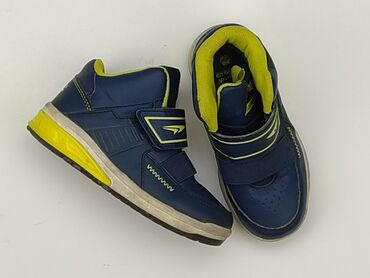 decathlon buty sportowe chłopięce: Sport shoes 30, Used