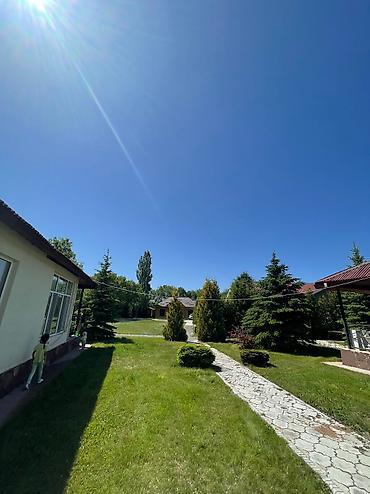 Иссык-Куль 2026: Коттедж, Иссык-Куль 2025 ЦО Илбирс Саадат, Детская площадка, Парковка, стоянка, Охраняемая территория — 14