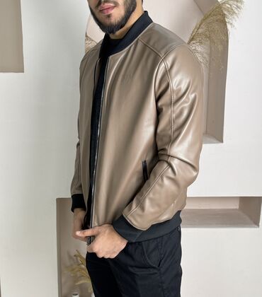 Куртки: Куртки - 𝐊𝐍𝐗 ——————— • Множество расцветок ✔️ • Все актуальные размеры — 28