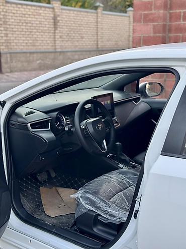 honda corolla: Toyota Corolla: 2022 г., 1.8 л, Вариатор, Гибрид, Седан — 10