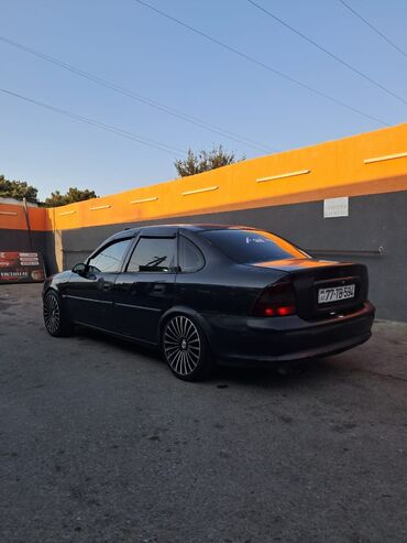 Opel: Opel Vectra: 1.6 l | 1997 il 2500000 km Sedan — 5