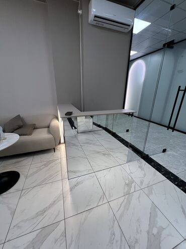 Стойки ресепшн: Столы ресепшен Администраторский стол Кассовый стол Занимаемся — 21