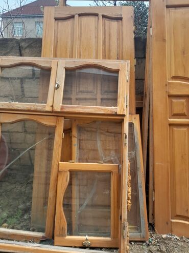 pencere qapi: Taxta Otaq qapısı İşlənmiş