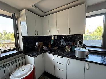elegance stroy: Просторный частный дом с классическим интерьером. - Планировка: - — 9