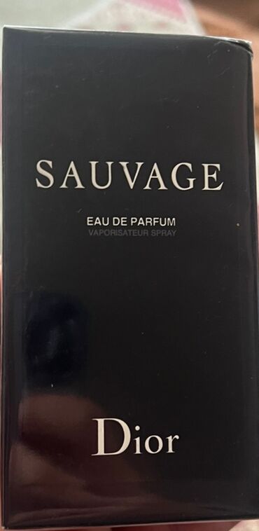 Usluge: Christian Dior Sauvage Eau de Parfum je orijentalni fužer miris za