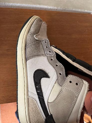 air jordan 4: Jordan 1 mid craftlar 230$ a alinib 42 razmer temizletdirib qalib — 4